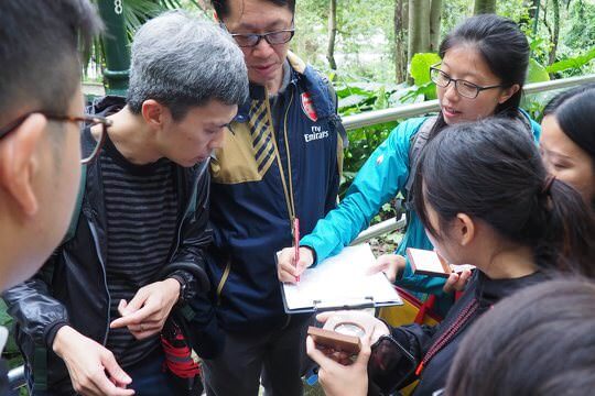 In the afternoon, OWLHK demonstrate the “Tai Po Orientation” programme, with our Founder Janice Lo being the tutor.