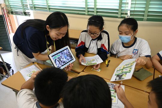 三套關於香港森林、河溪、潮間帶的短片，均由本港著名生態紀錄片導演<a href="https://wildfhs.com/" target="_blank">馮漢成先生</a>親自拍攝