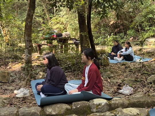Pentecostal Holiness Church Wing Kwong College: The Outdoor Escape