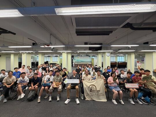 Students, tutors, and all guests gathered for a group photo at the graduation ceremony, bringing the six-month learning journey to a wonderful conclusion!